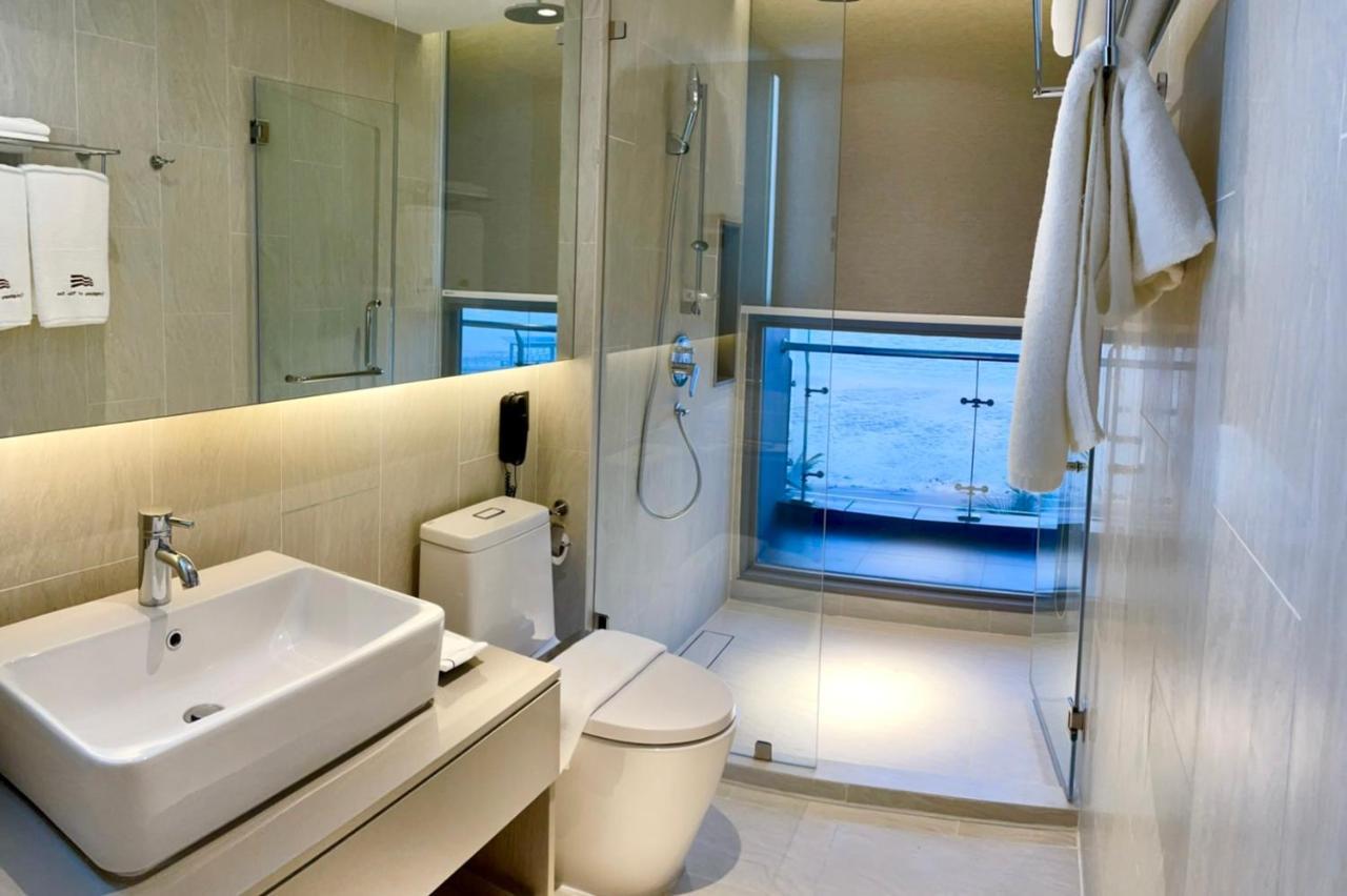 Symphony Of The Sea Hotel Bang Saen Luaran gambar