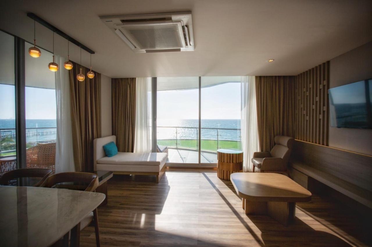 Symphony Of The Sea Hotel Bang Saen Luaran gambar