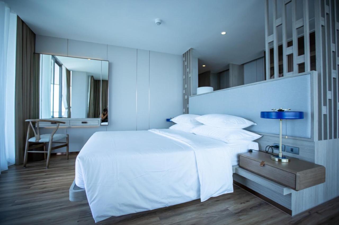 Symphony Of The Sea Hotel Bang Saen Luaran gambar