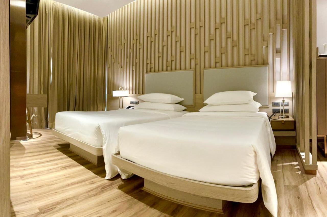Symphony Of The Sea Hotel Bang Saen Luaran gambar