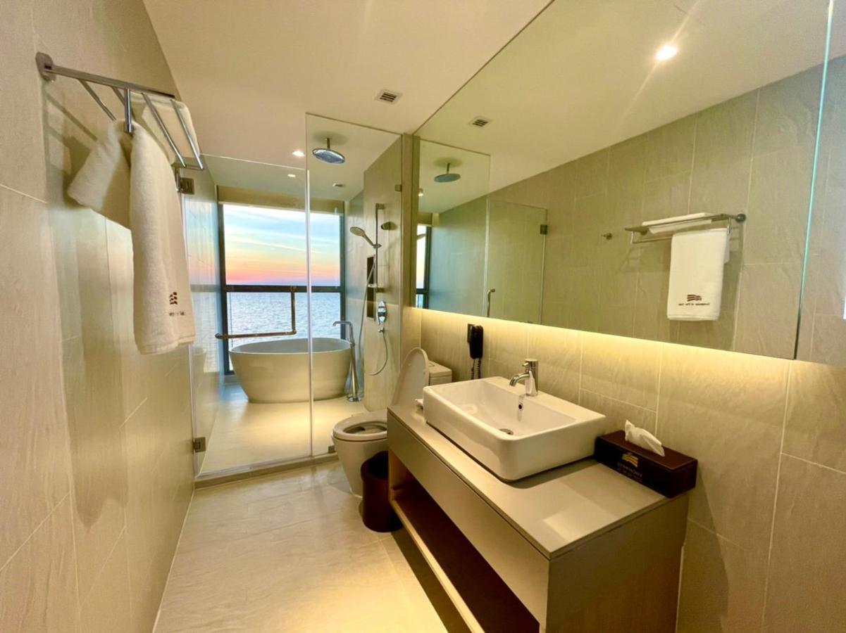 Symphony Of The Sea Hotel Bang Saen Luaran gambar