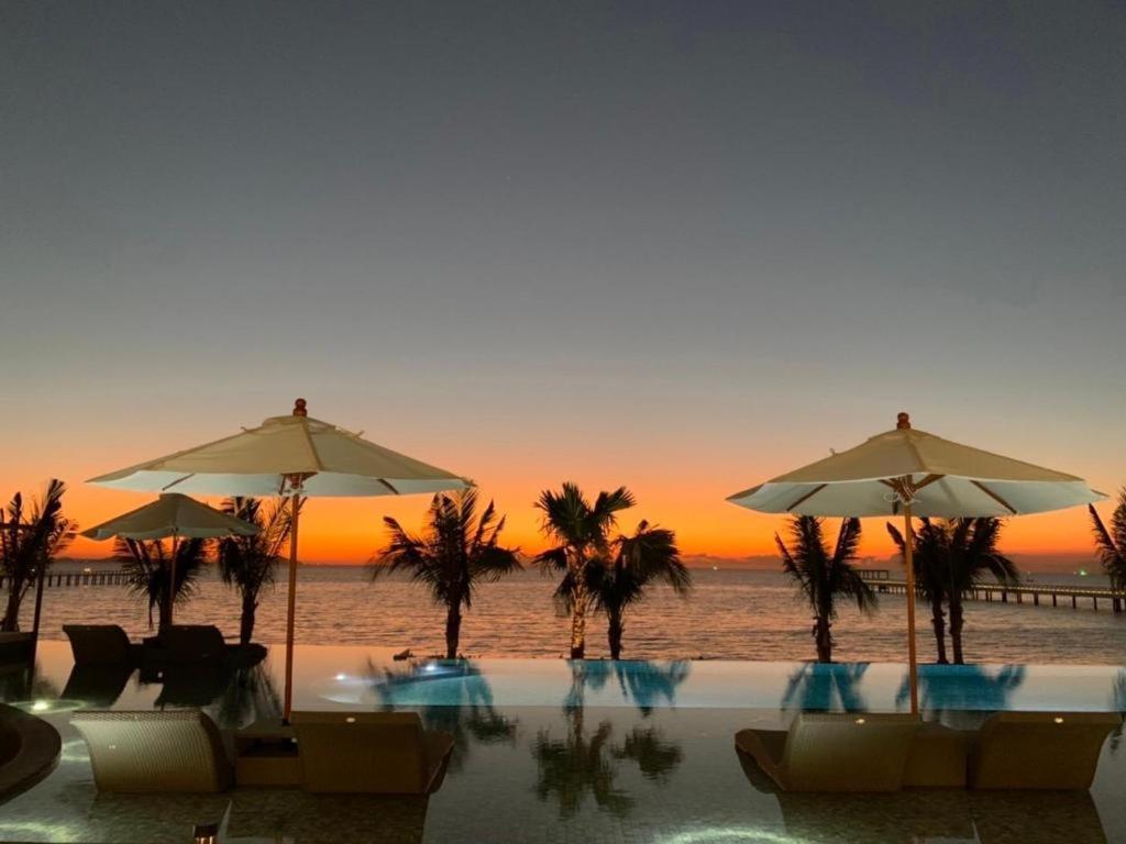 Symphony Of The Sea Hotel Bang Saen Luaran gambar